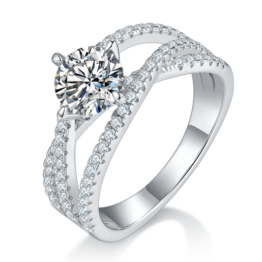 Moissanite Diamond Women's Ring
