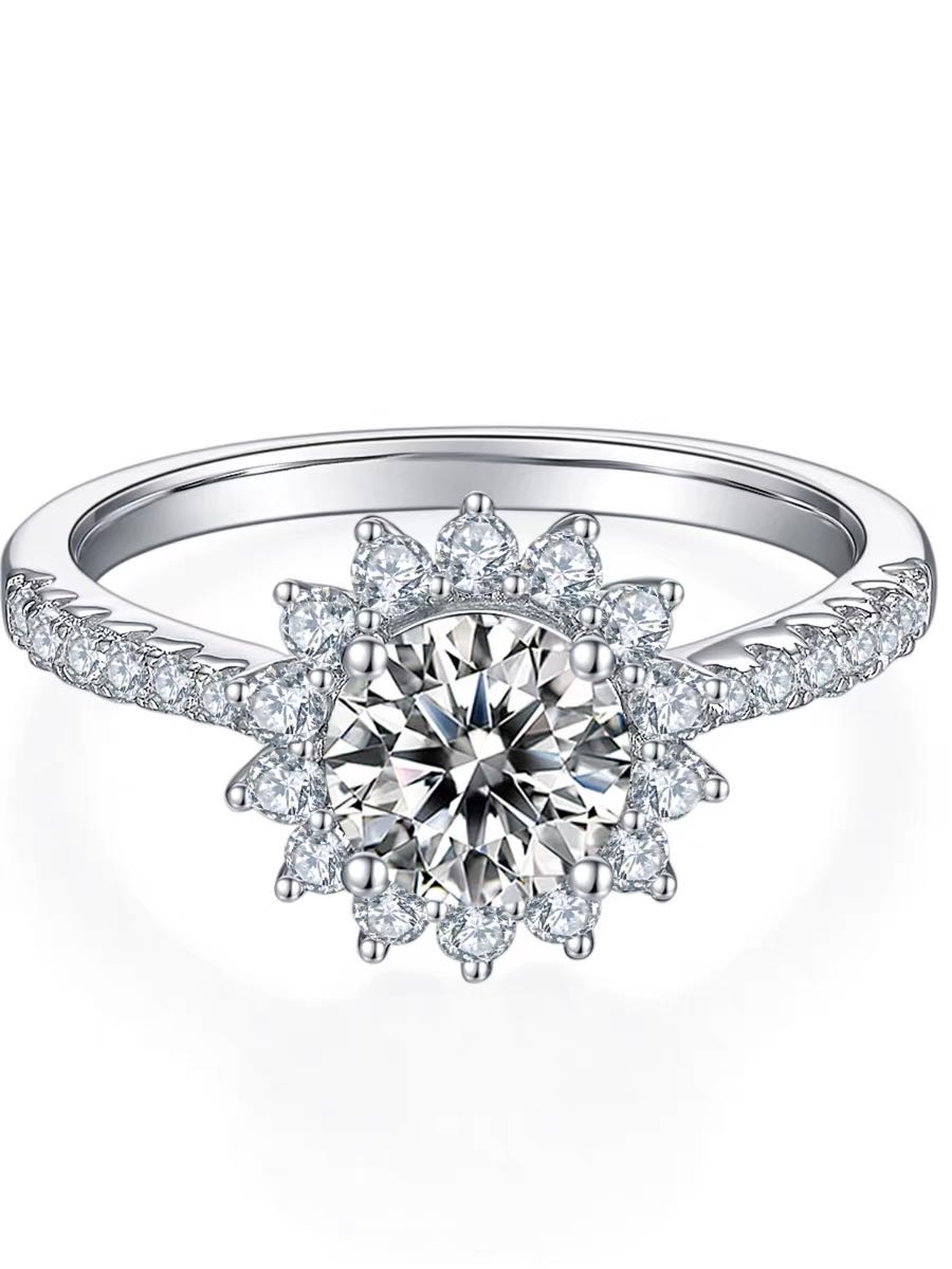Moissanite Diamond Luxury Ring