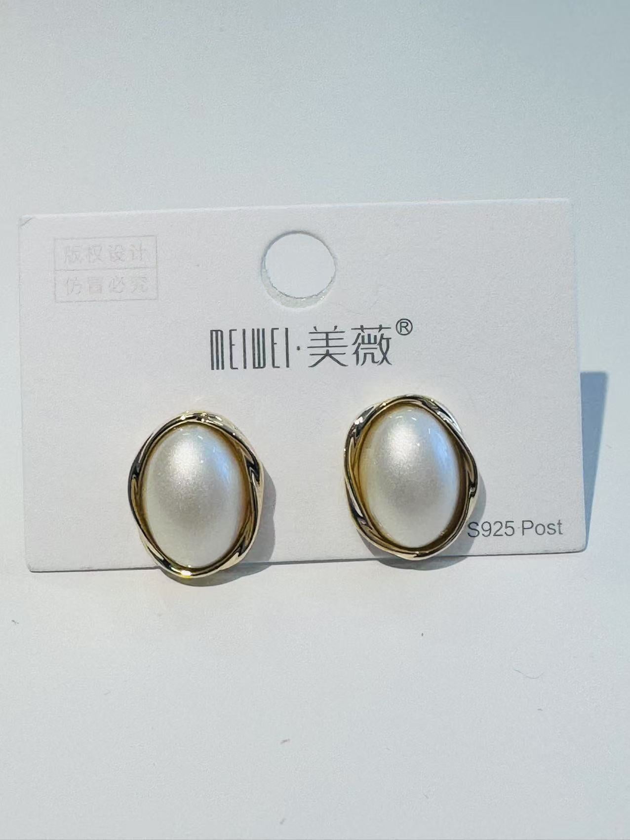 Color Options - Round Silver Stud Earrings